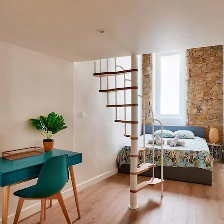 Apartment 2br Flat Near Louis Pradel Metro Station Lyon