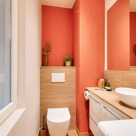 Apartment 2br Flat Near Louis Pradel Metro Station