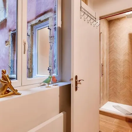 2br Flat Near Louis Pradel Metro Station Apartment Lyon