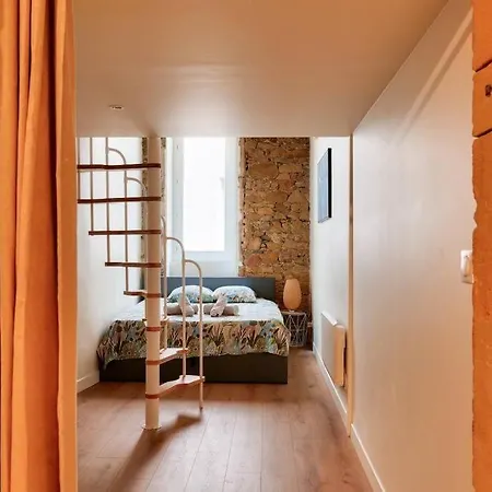 2br Flat Near Louis Pradel Metro Station Lyon